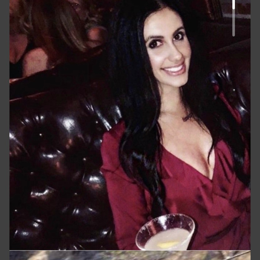 Meet your Posher, Sarvenaz